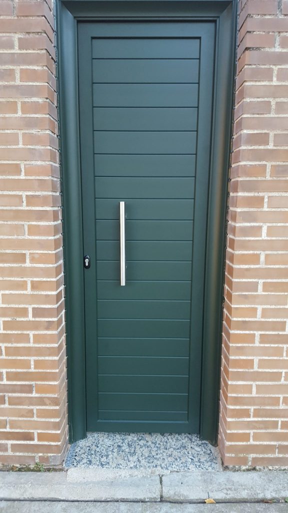 20171024 104745 e1552852722801 576x1024 - PUERTA DE ALUMINIO